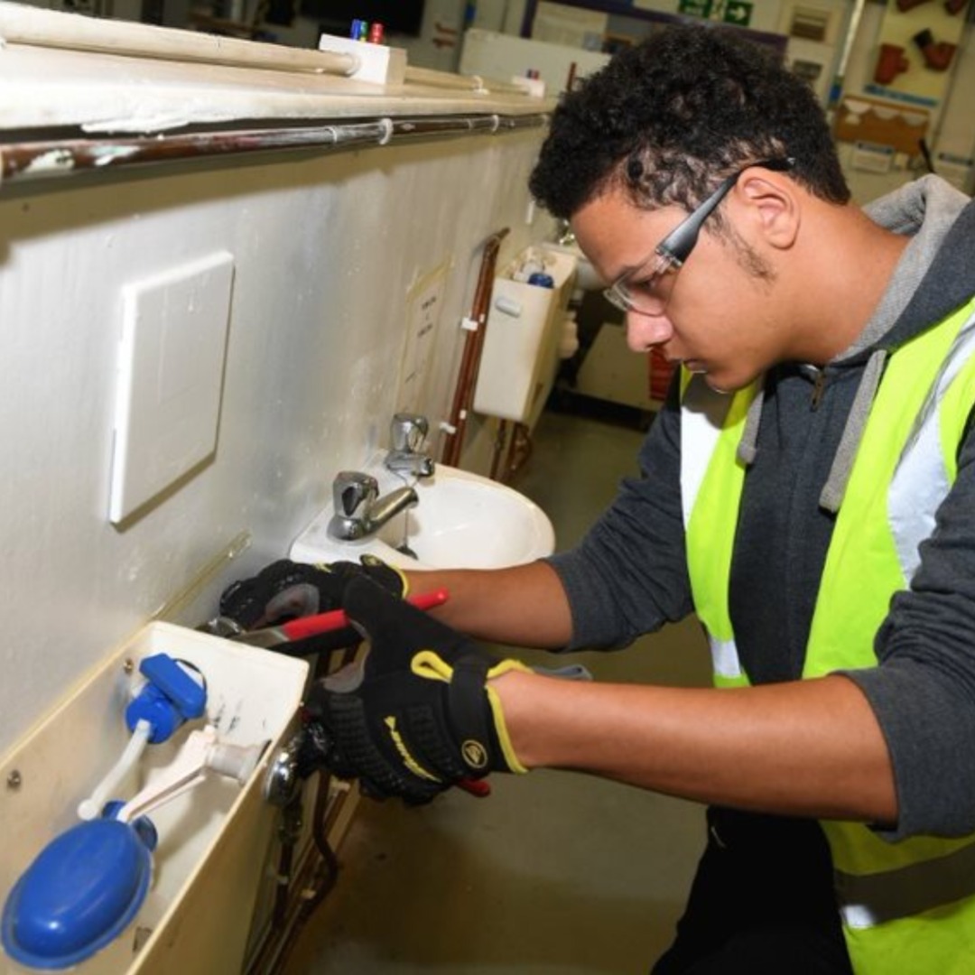 Plumbing & Domestic Heating Technician Apprenticeship Level 3